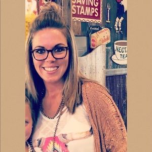 Meet your Posher, Britany